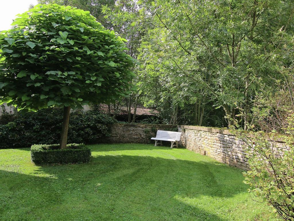 Unique Holiday Home In Virton With Jacuzzi ラトゥール エクステリア 写真