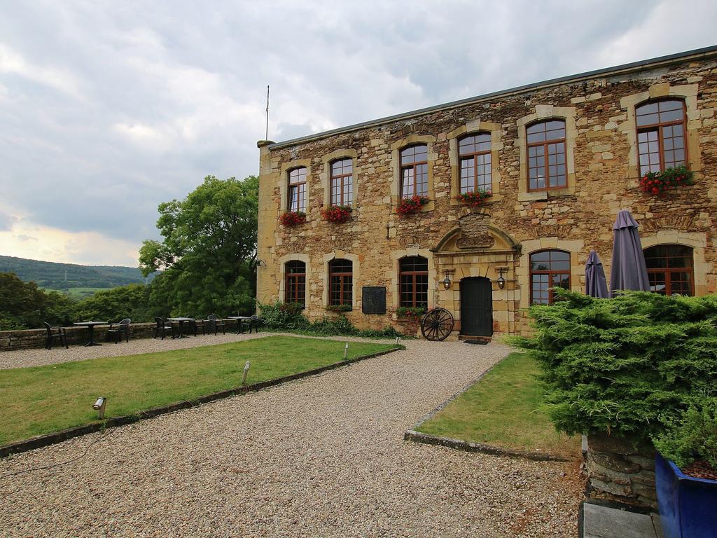 Unique Holiday Home In Virton With Jacuzzi ラトゥール エクステリア 写真
